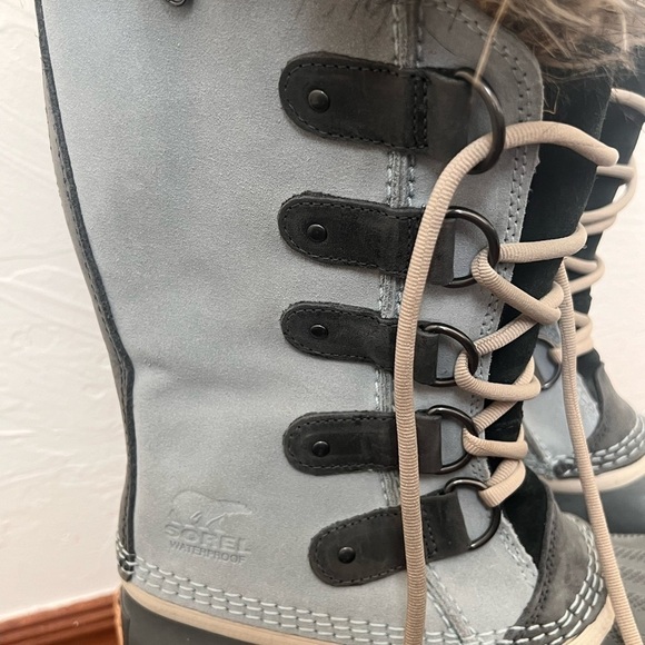 Sorel Shoes - Sorel Joan of Arctic light metal blue winter boots size 7